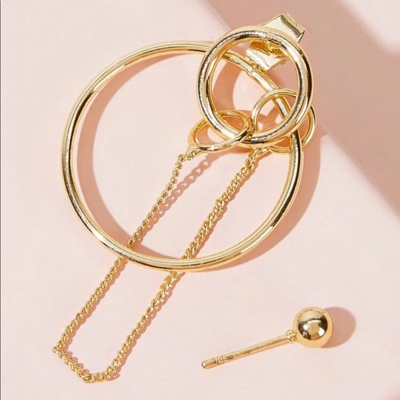 • Mira • Link + Chain Mismatched Earrings - Picture 2 of 3